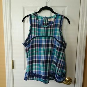 SO Sleeveless Plaid Top With Embroidery